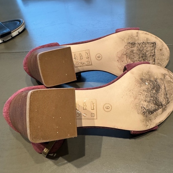 Sole Society Red Sandals with High Heel - Picture 4 of 4